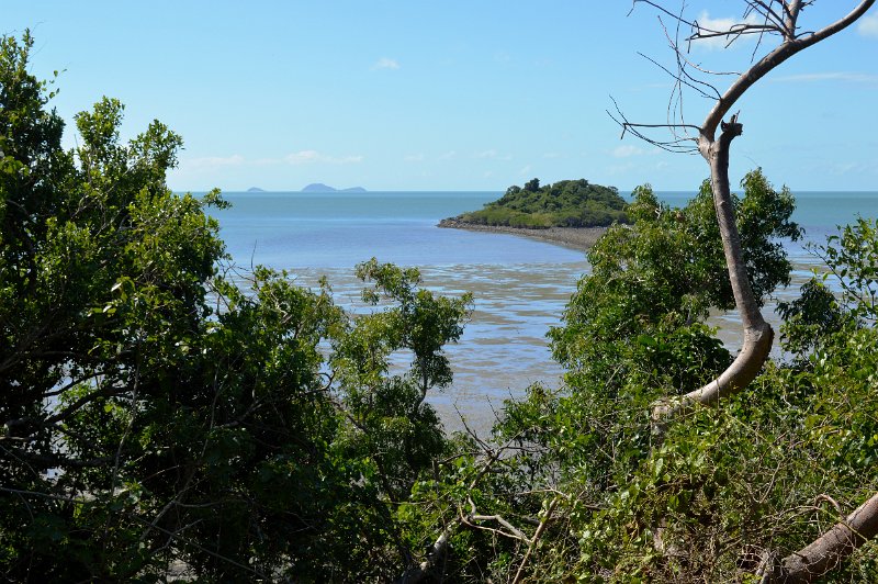 10Airlie (5).JPG - Shingley Beach